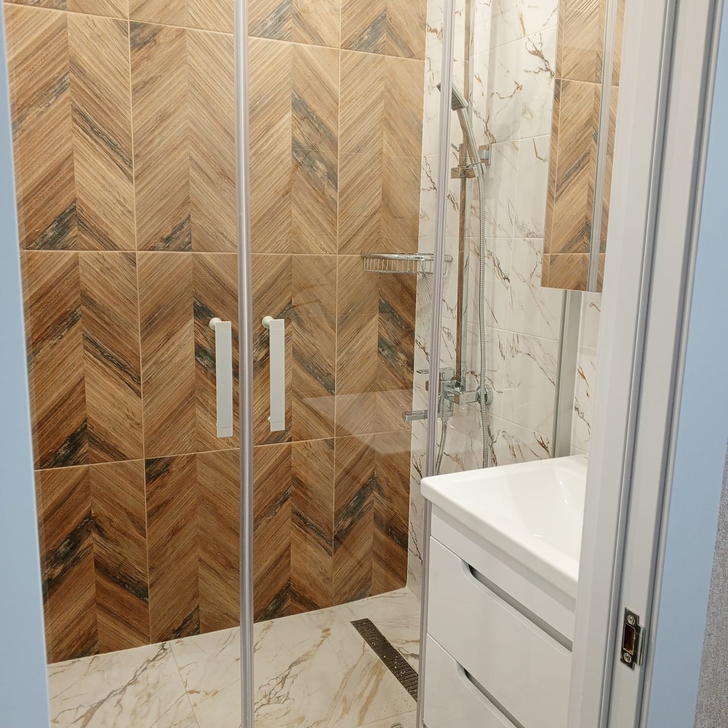 Ремонт ванных комнату в Москве, ремонт туалетов в Москве, ремонт санузлов в Москве, плиточные работы в Москве, плиточник в Москве