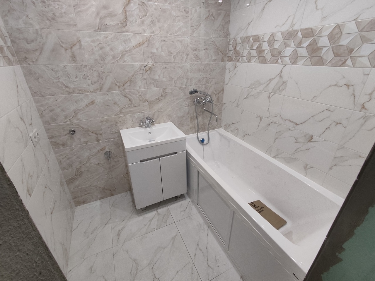 Ремонт ванных комнату в Санкт-Петербурге, ремонт туалетов в Санкт-Петербурге, ремонт санузлов в Санкт-Петербурге, плиточные работы в Санкт-Петербурге, плиточник в Санкт-Петербурге