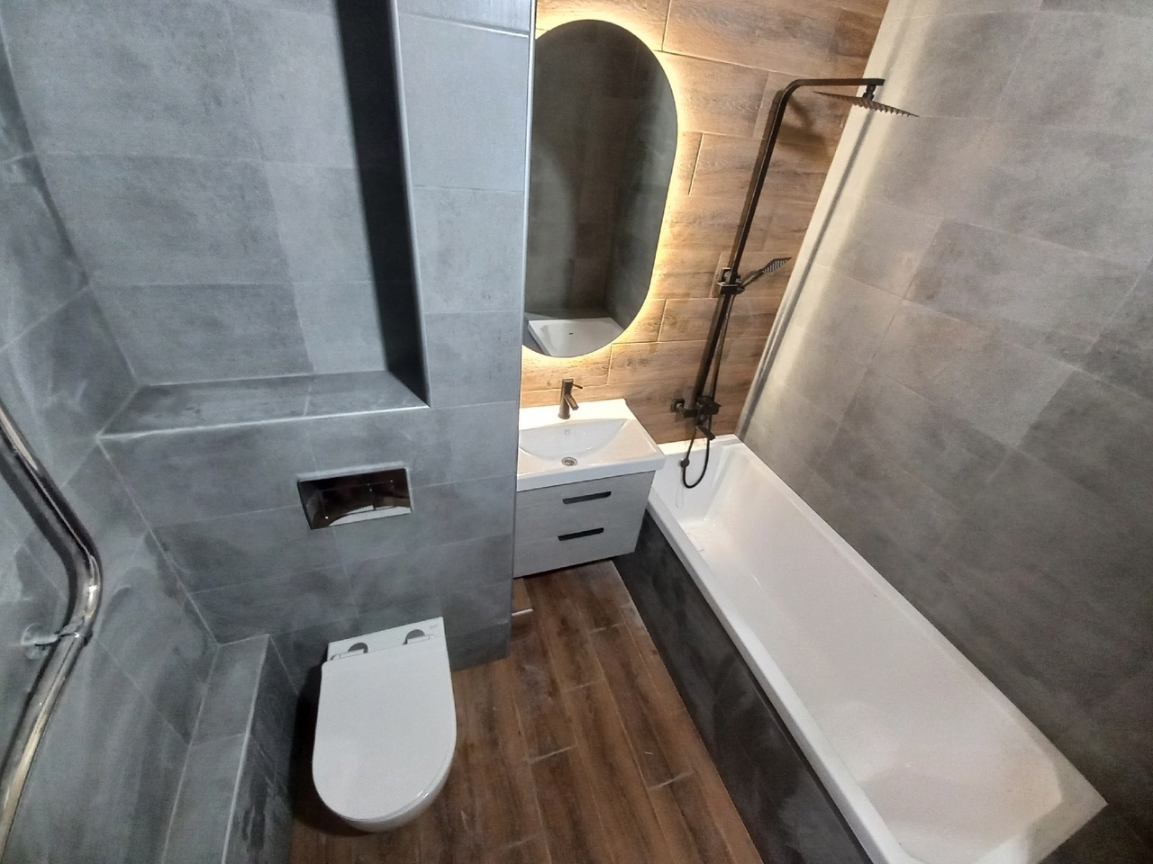 Ремонт ванных комнату в Череповце, ремонт туалетов в Череповце, ремонт санузлов в Череповце, плиточные работы в Череповце, плиточник в Череповце