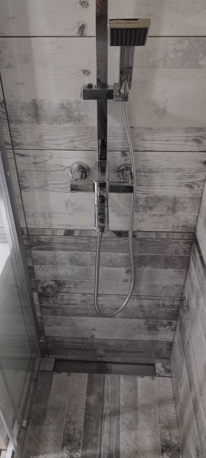 Ремонт ванных комнату в Череповце, ремонт туалетов в Череповце, ремонт санузлов в Череповце, плиточные работы в Череповце, плиточник в Череповце