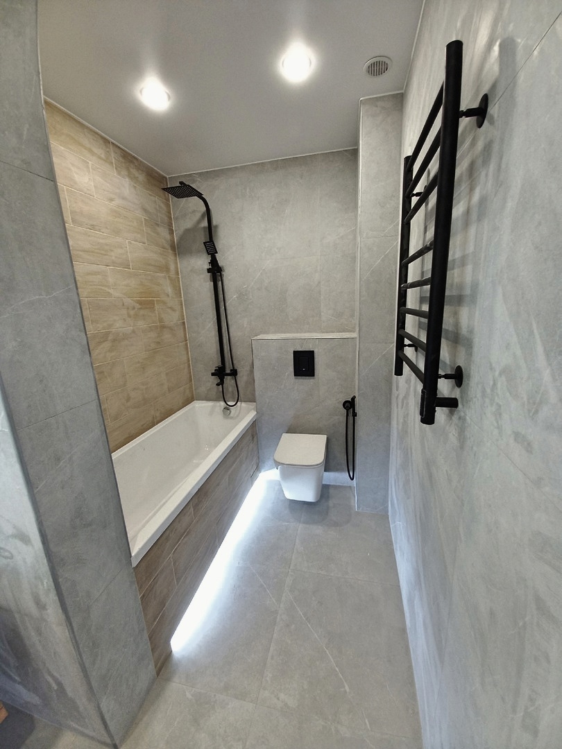 Ремонт ванных комнату в Череповце, ремонт туалетов в Череповце, ремонт санузлов в Череповце, плиточные работы в Череповце, плиточник в Череповце