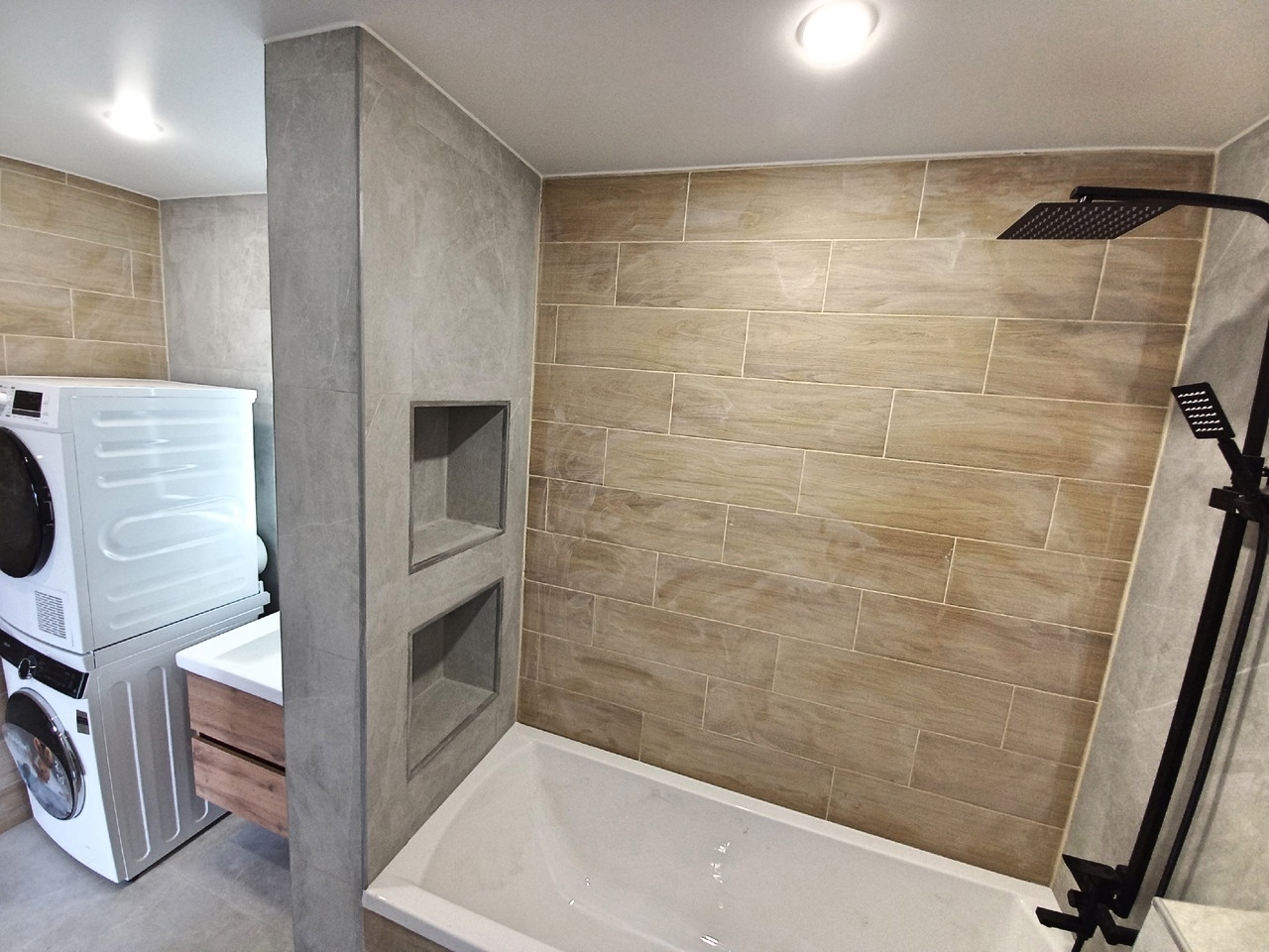 Ремонт ванных комнату в Череповце, ремонт туалетов в Череповце, ремонт санузлов в Череповце, плиточные работы в Череповце, плиточник в Череповце