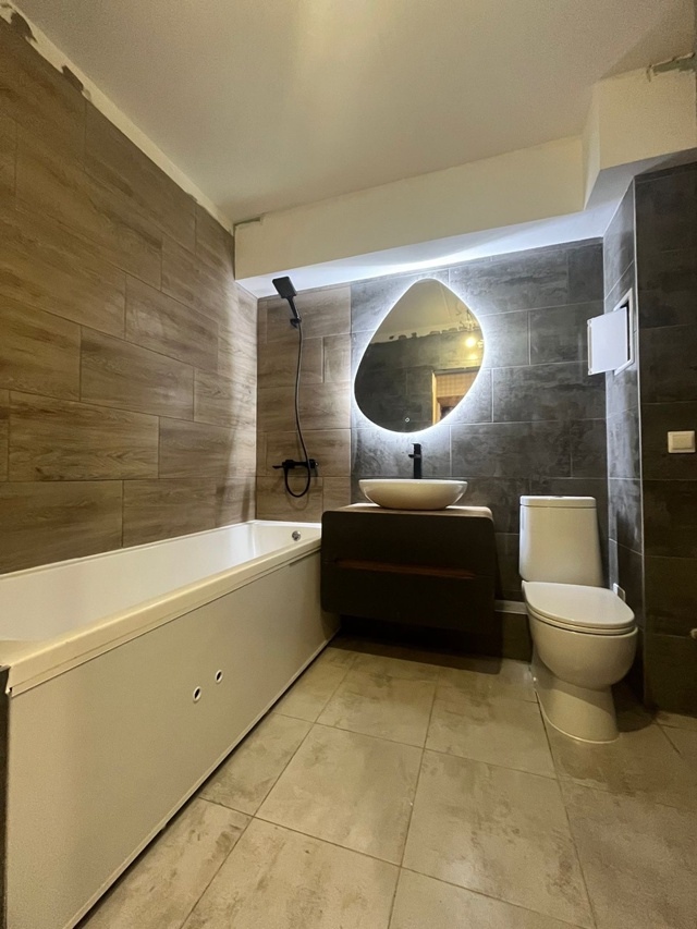 Ремонт ванных комнату в Череповце, ремонт туалетов в Череповце, ремонт санузлов в Череповце, плиточные работы в Череповце, плиточник в Череповце