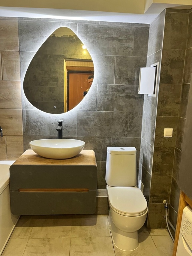 Ремонт ванных комнату в Череповце, ремонт туалетов в Череповце, ремонт санузлов в Череповце, плиточные работы в Череповце, плиточник в Череповце