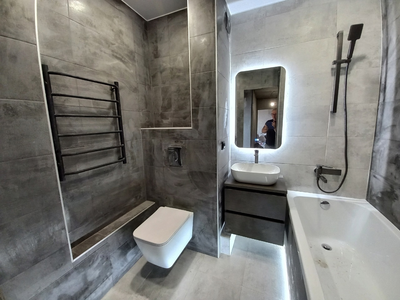 Ремонт ванных комнату в Череповце, ремонт туалетов в Череповце, ремонт санузлов в Череповце, плиточные работы в Череповце, плиточник в Череповце