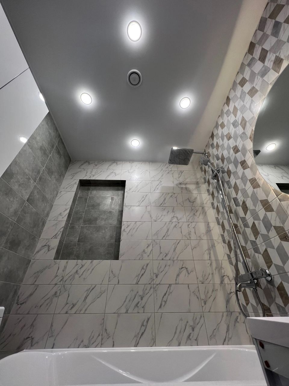 Ремонт ванных комнату в Вологде, ремонт туалетов в Вологде, ремонт санузлов в Вологде, плиточные работы в Вологде, плиточник в Вологде