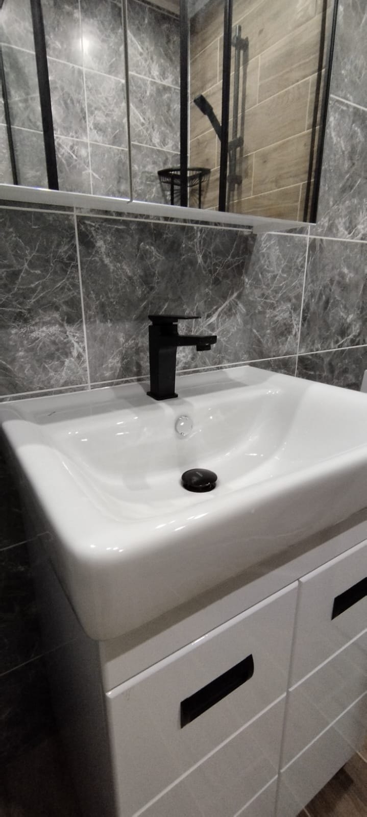 Ремонт ванных комнату в Вологде, ремонт туалетов в Вологде, ремонт санузлов в Вологде, плиточные работы в Вологде, плиточник в Вологде