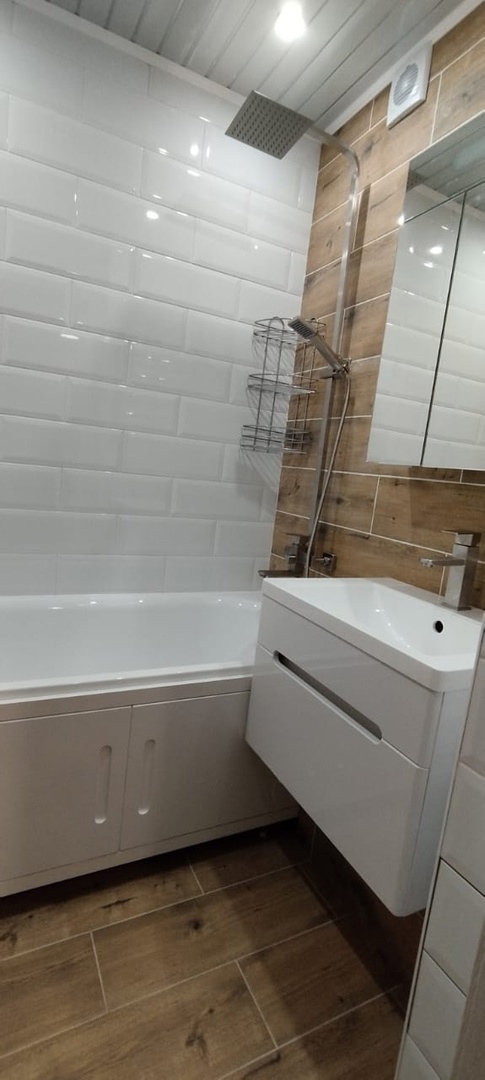 Ремонт ванных комнату в Твери, ремонт туалетов в Твери, ремонт санузлов в Твери, плиточные работы в Твери, плиточник в Твери