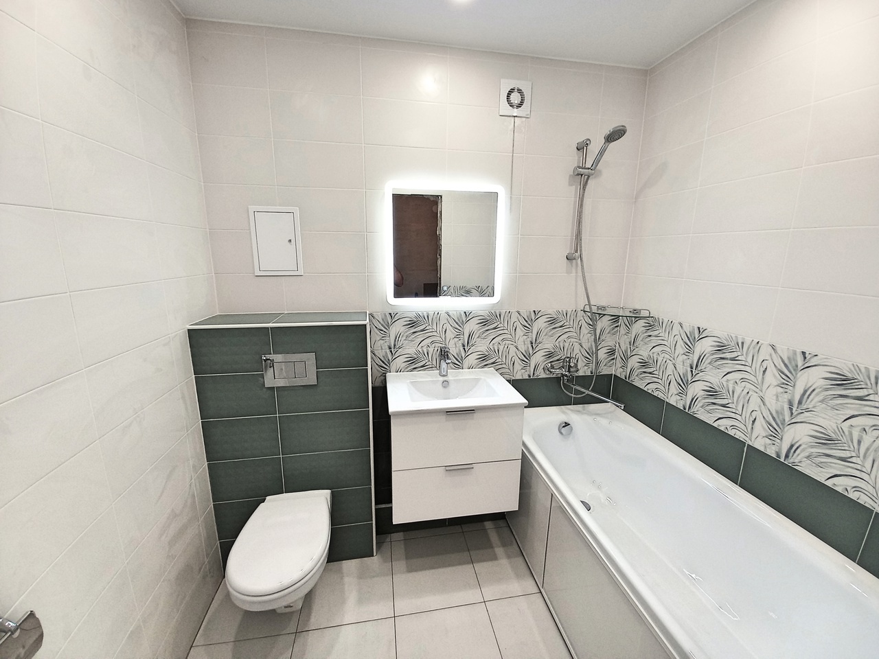 Ремонт ванных комнату в Твери, ремонт туалетов в Твери, ремонт санузлов в Твери, плиточные работы в Твери, плиточник в Твери