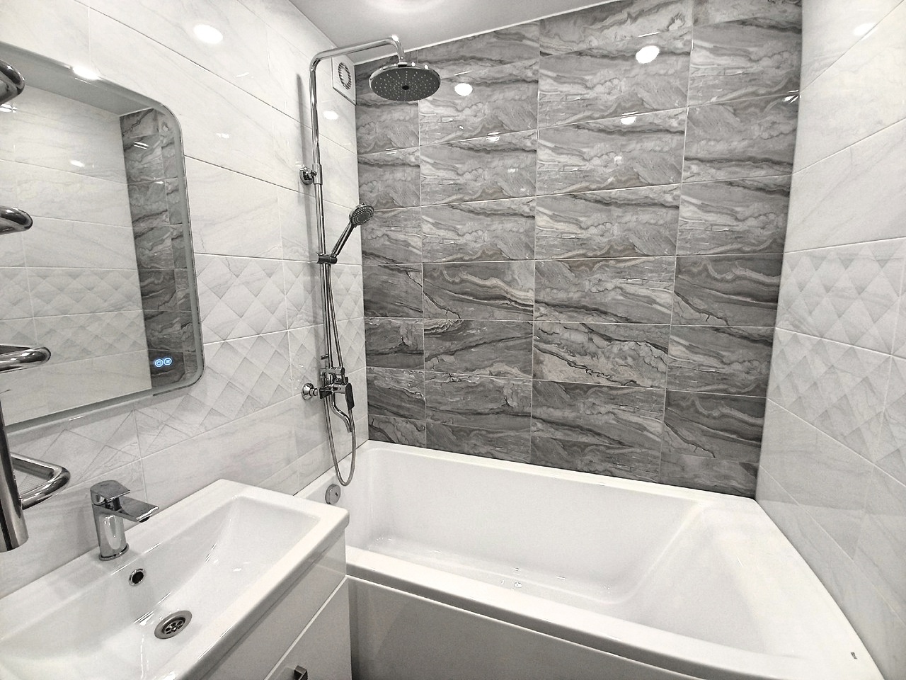 Ремонт ванных комнату в Твери, ремонт туалетов в Твери, ремонт санузлов в Твери, плиточные работы в Твери, плиточник в Твери