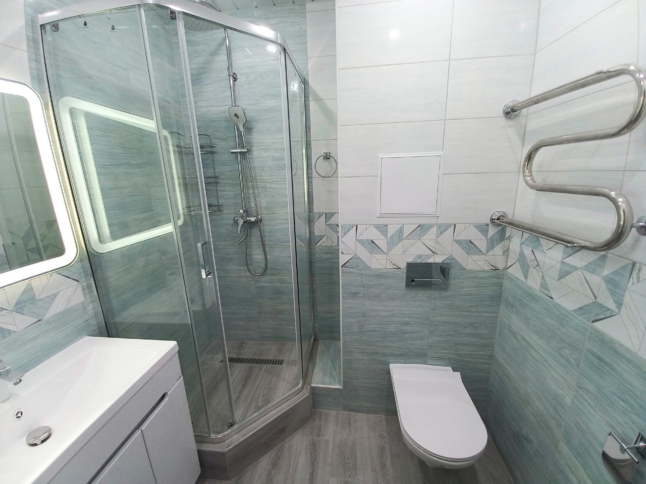 Ремонт ванных комнату в Валдае, ремонт туалетов в Валдае, ремонт санузлов в Валдае, плиточные работы в Валдае, плиточник в Валдае