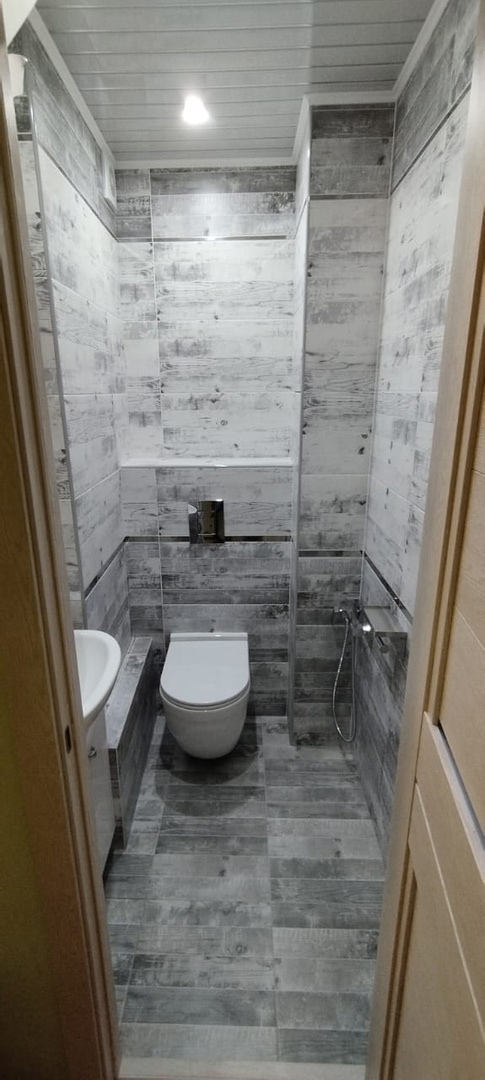 Ремонт ванных комнату в Валдае, ремонт туалетов в Валдае, ремонт санузлов в Валдае, плиточные работы в Валдае, плиточник в Валдае